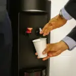 Fontaine à eau au bureau